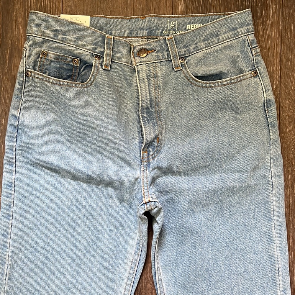 George Jeans - Picture 4 of 13